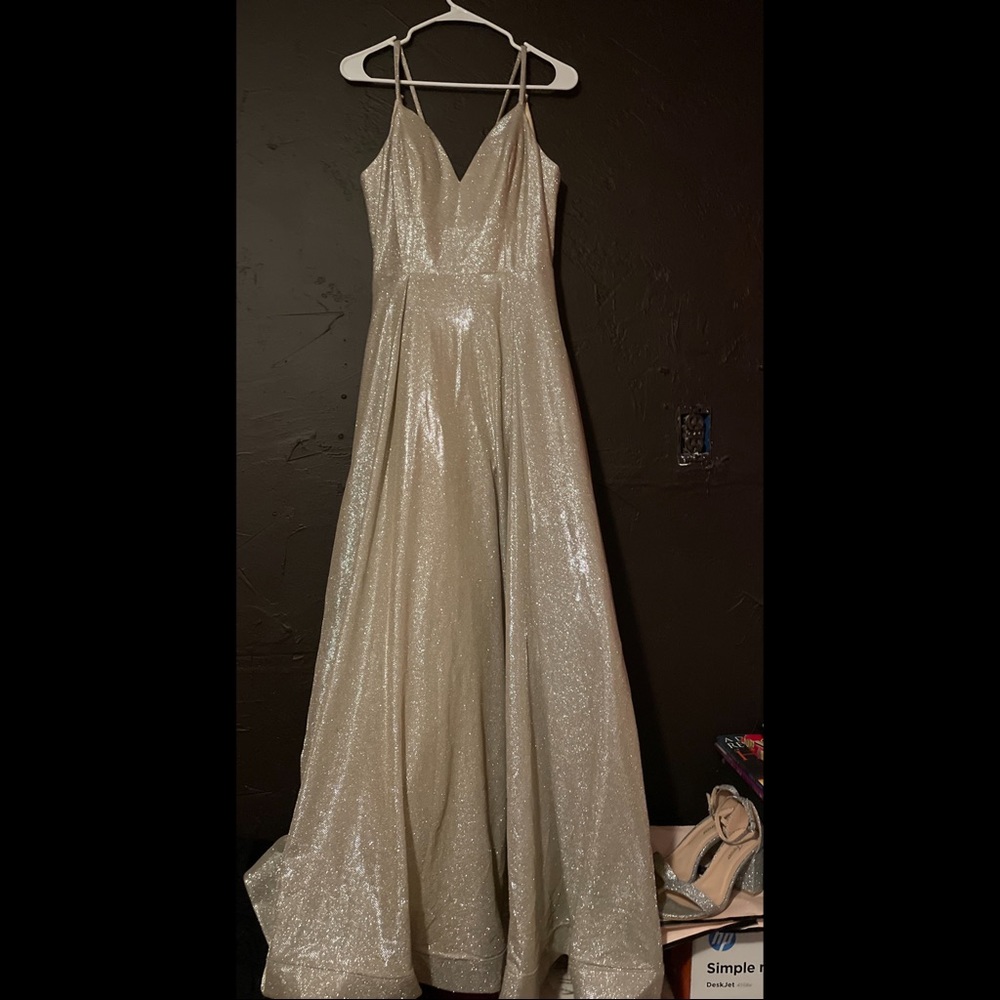 Cute sparkly dress